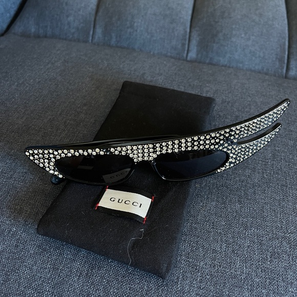 Gucci - Rectangular Angle Acetate Sunglasses with Crystals - Turtle - Eyewear - Picture 3 of 7